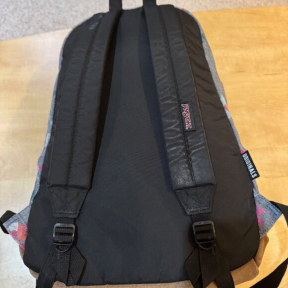 JanSport Backpack Grey Flowered - Picture 4 of 8